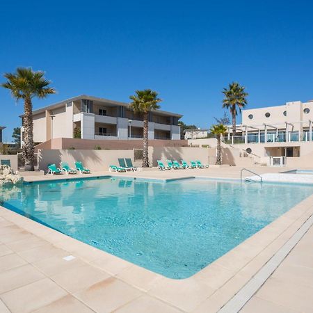 Location D'Un Superbe Appartement Avec Piscine Roquebrune-sur Argens Luaran gambar